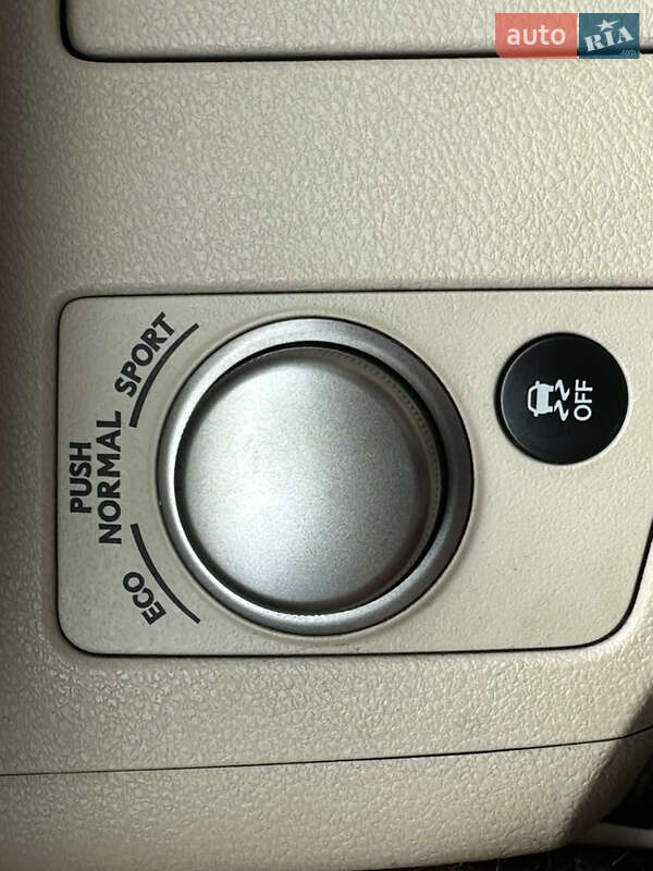 Седан Lexus ES 2012 в Одесі