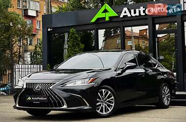 Седан Lexus ES 2021 в Киеве