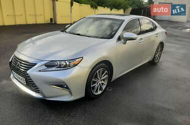 Седан Lexus ES 2017 в 