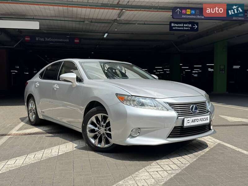 Lexus ES 2013