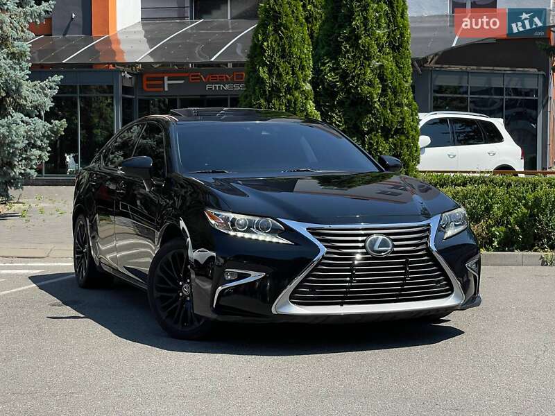 Lexus ES 2016