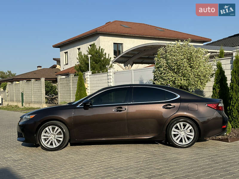 Lexus ES 2012