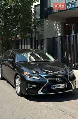 Седан Lexus ES 2017 в Одесі