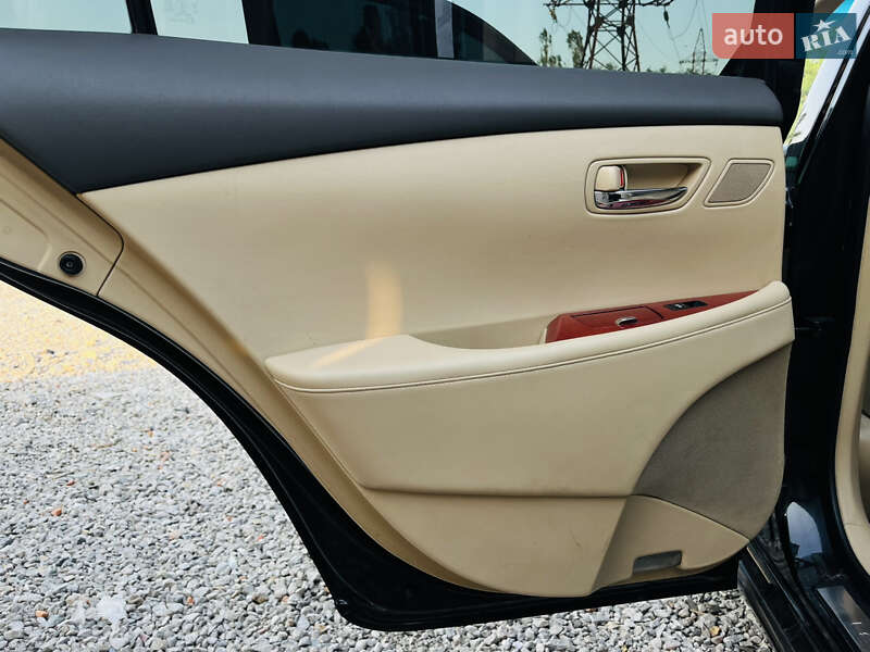 Седан Lexus ES 2008 в Харкові