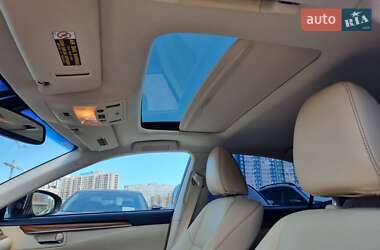 Седан Lexus ES 2013 в 