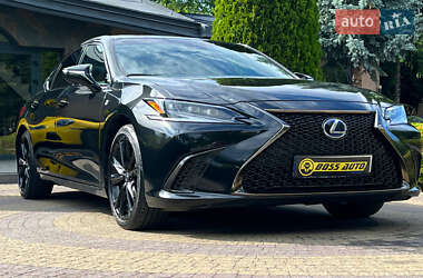 Седан Lexus ES 2022 в Львові