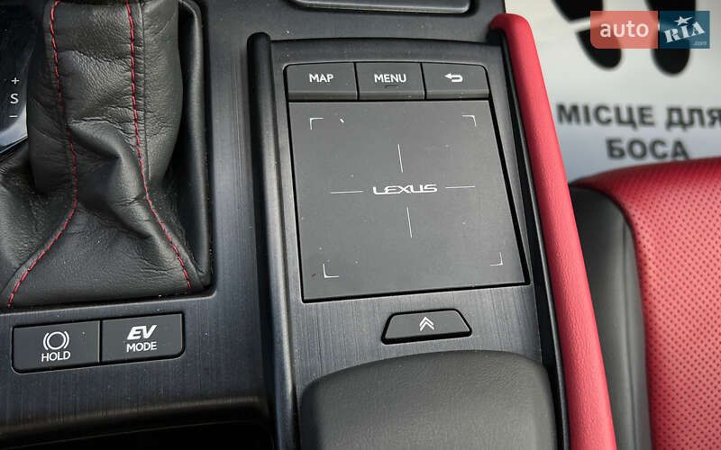 Седан Lexus ES 2022 в Львове