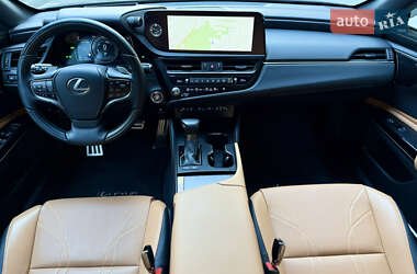 Седан Lexus ES 2022 в 