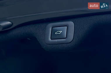 Седан Lexus ES 2022 в 