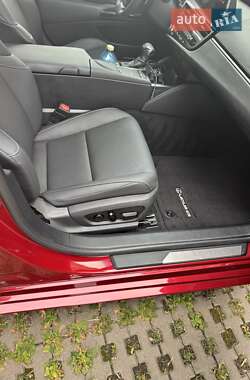 Седан Lexus ES 2022 в 