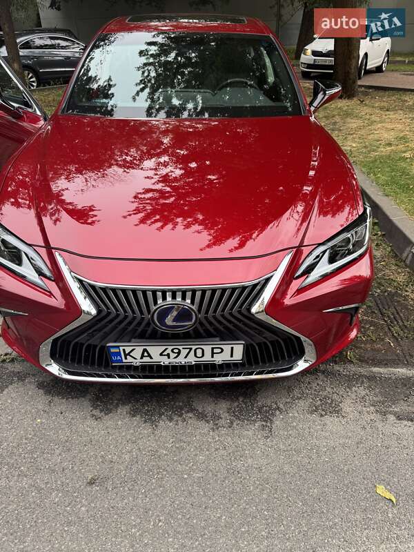 Седан Lexus ES 2022 в Киеве