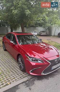 Седан Lexus ES 2022 в 