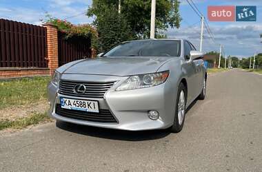 Седан Lexus ES 2014 в Киеве