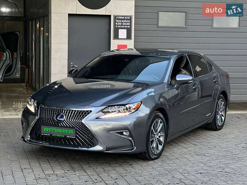 Седан Lexus ES 2016 в Одессе
