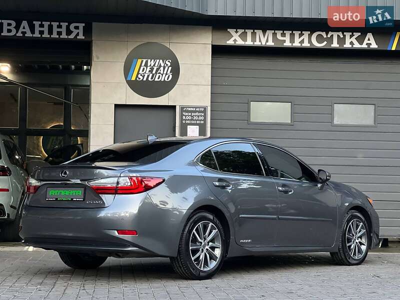 Седан Lexus ES 2016 в Одессе