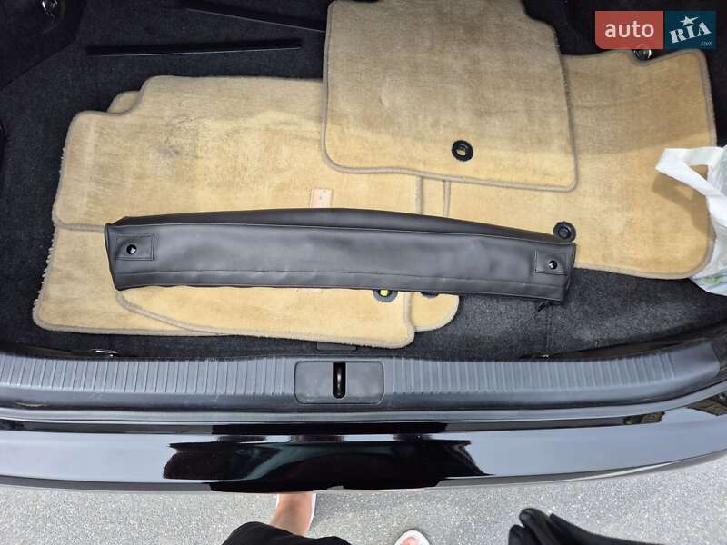 Седан Lexus ES 2014 в Киеве