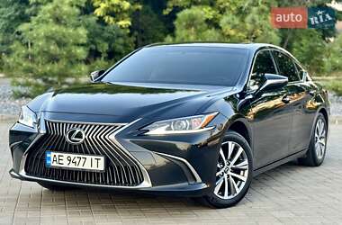 Седан Lexus ES 2018 в Днепре
