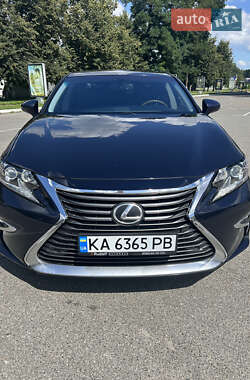 Седан Lexus ES 2015 в 