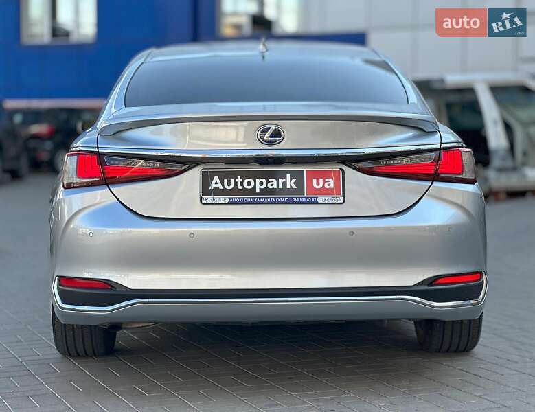 Седан Lexus ES 2022 в Одессе