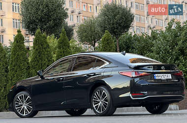 Седан Lexus ES 2023 в Одессе