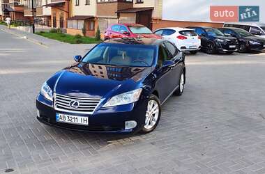 Седан Lexus ES 2012 в Виннице