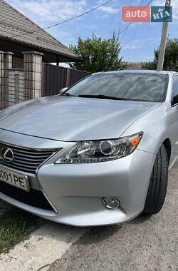 Седан Lexus ES 2013 в Кам'янському
