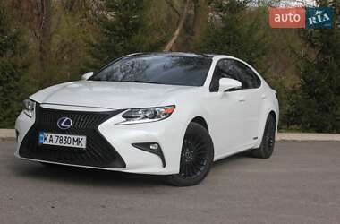 Седан Lexus ES 2013 в Киеве