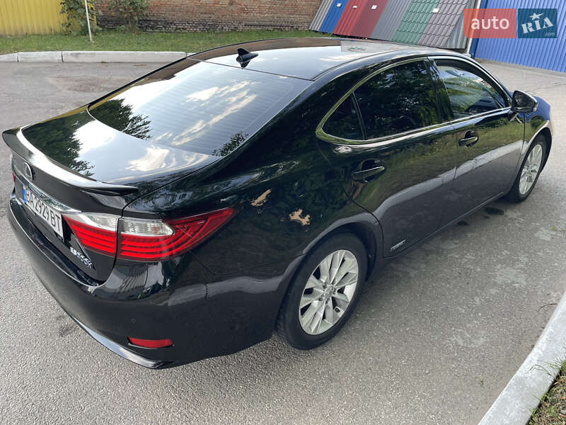 Седан Lexus ES 2014 в Кропивницькому