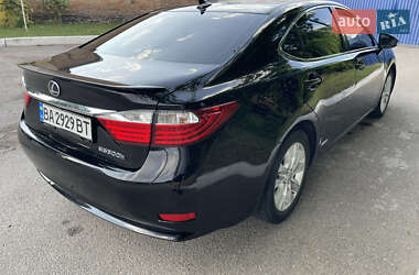 Седан Lexus ES 2014 в Кропивницком