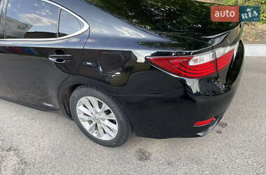 Седан Lexus ES 2014 в Кропивницком