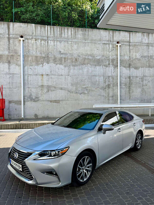 Lexus ES 2018
