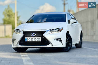 Седан Lexus ES 2017 в Тернополе