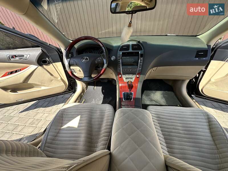 Седан Lexus ES 2007 в Роздільній