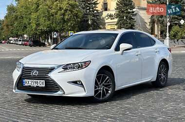 Седан Lexus ES 2015 в Харькове