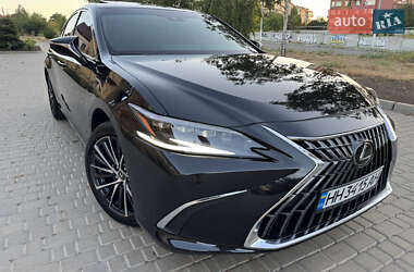 Седан Lexus ES 2024 в Одесі