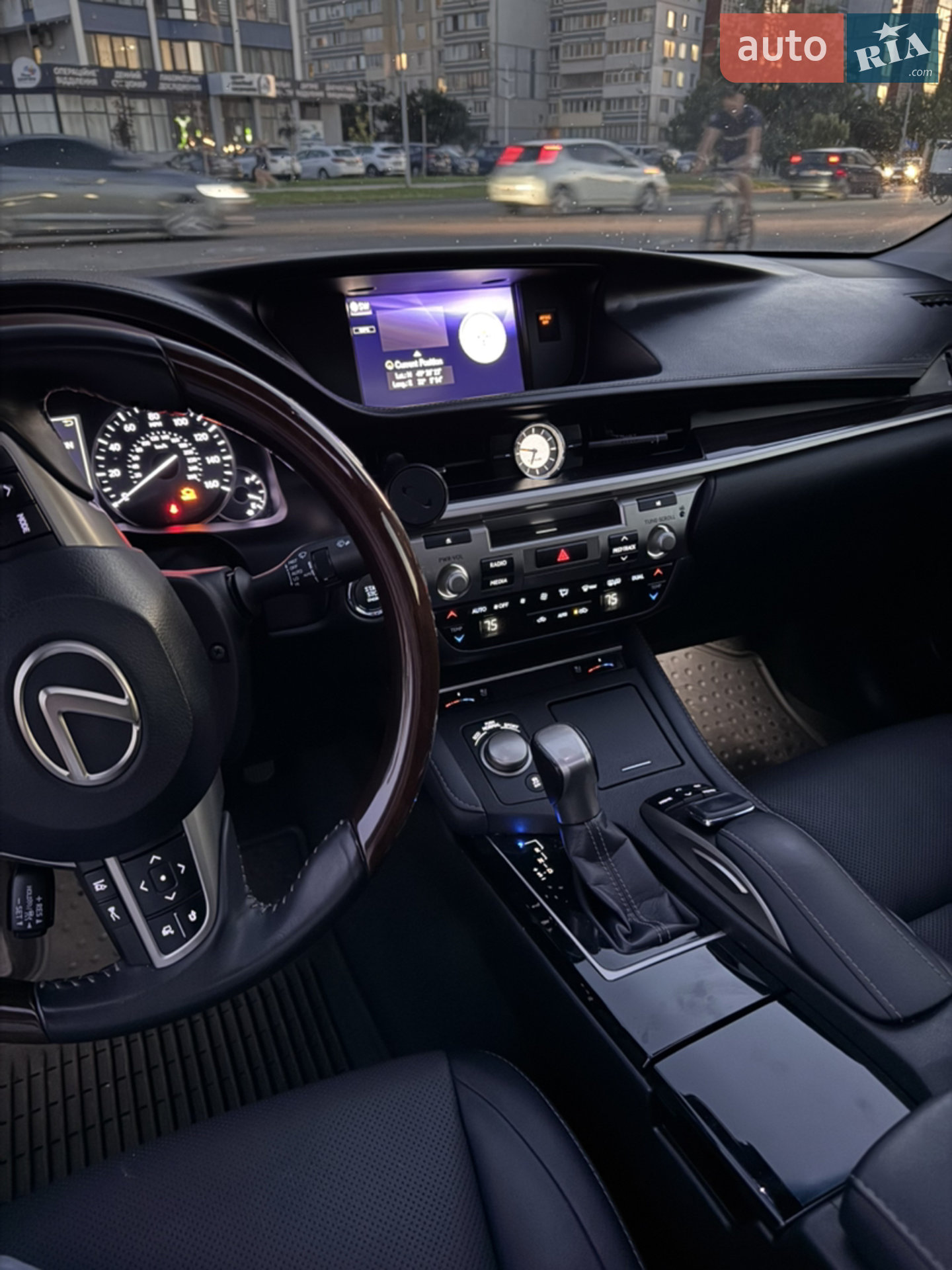 2018 Lexus ES - мініатюра 21