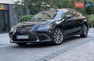 Седан Lexus ES 2022 в Києві
