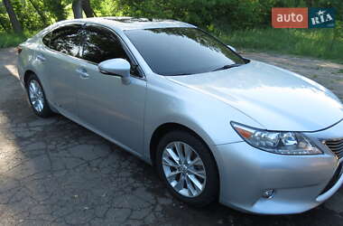 Седан Lexus ES 2013 в 