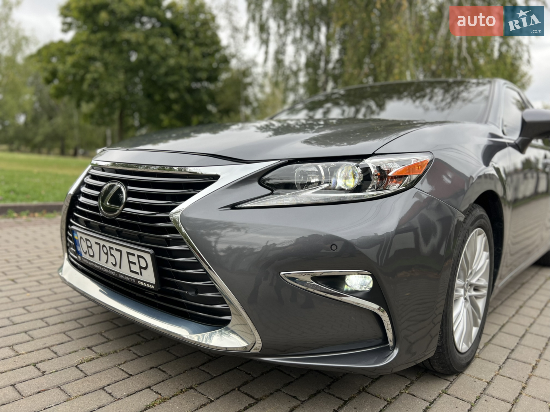 2016 Lexus ES - мініатюра 9