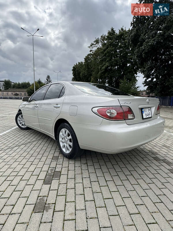 Lexus ES 2002