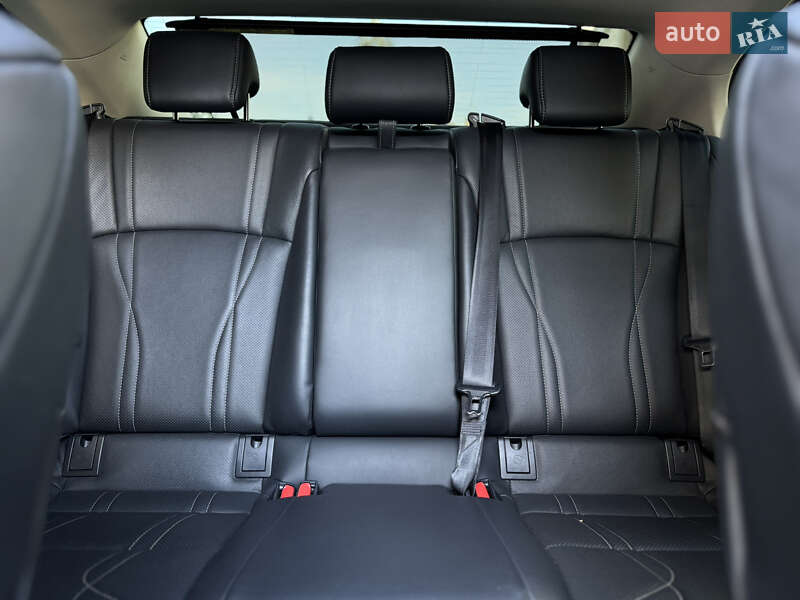 Седан Lexus ES 2018 в Києві