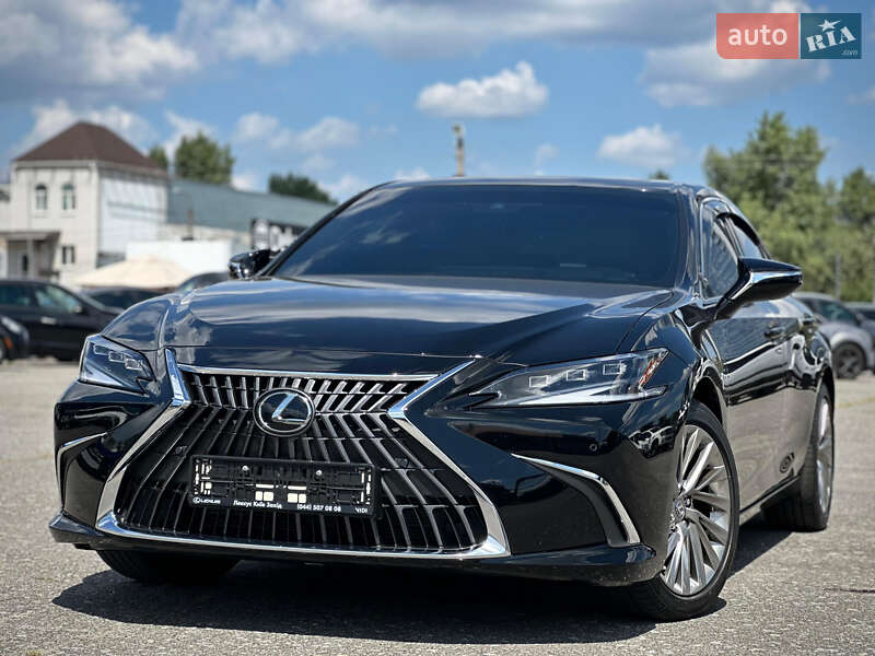 Седан Lexus ES 2024 в Киеве