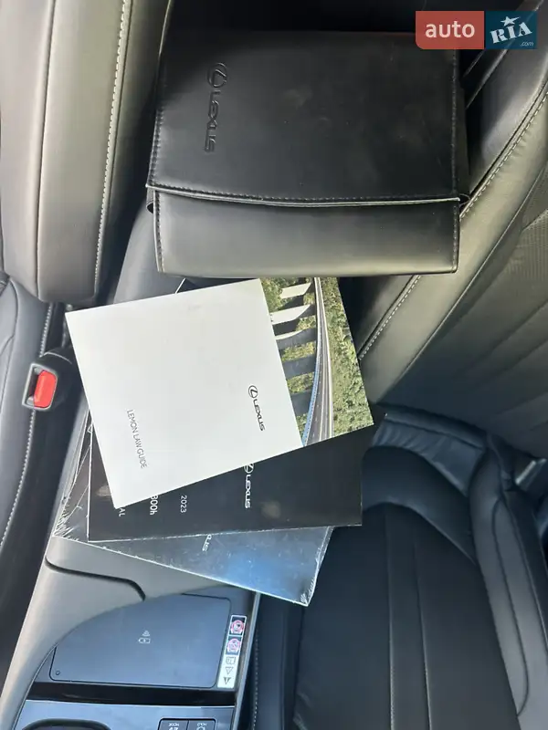 Седан Lexus ES 2022 в Одессе документ