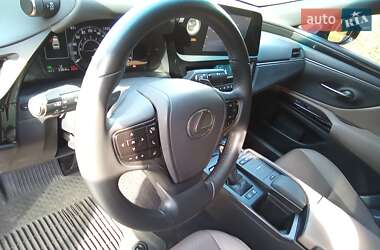 Седан Lexus ES 2021 в 