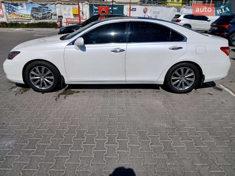 Седан Lexus ES 2008 в Виннице