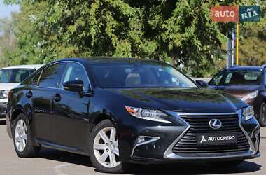 Седан Lexus ES 2016 в Києві