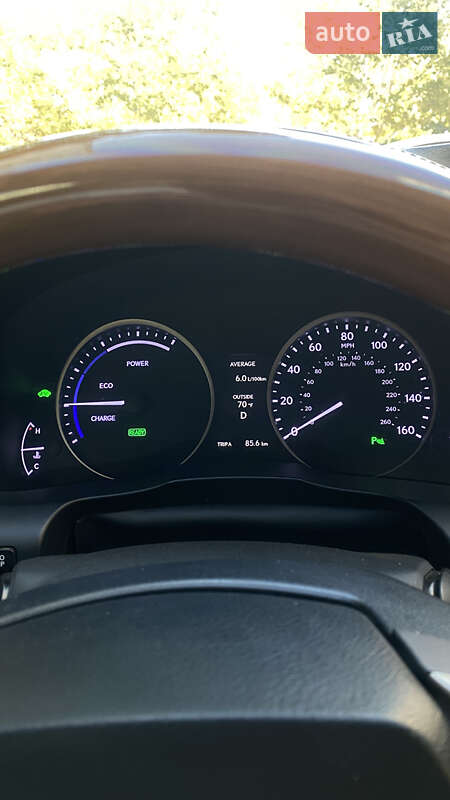 Седан Lexus ES 2015 в Одесі