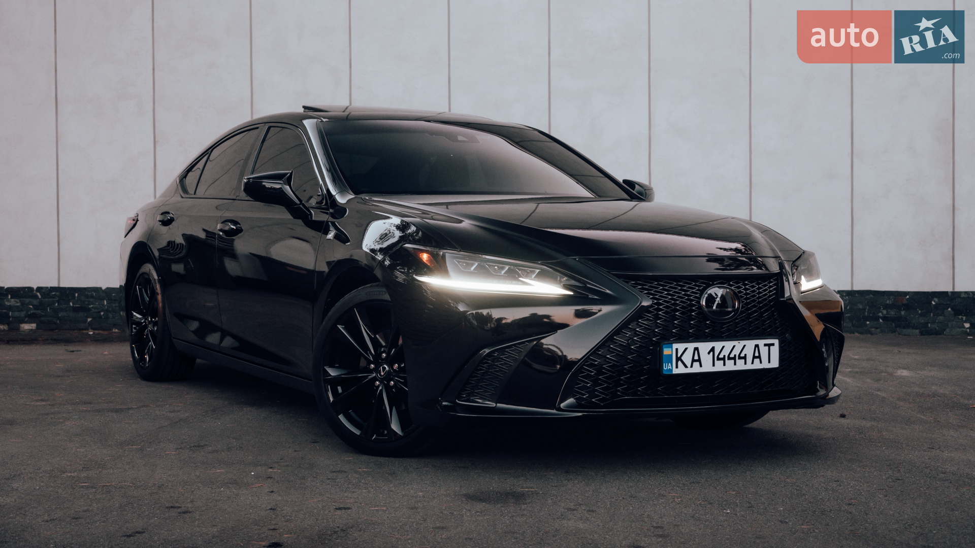 2019 Lexus ES - мініатюра 2