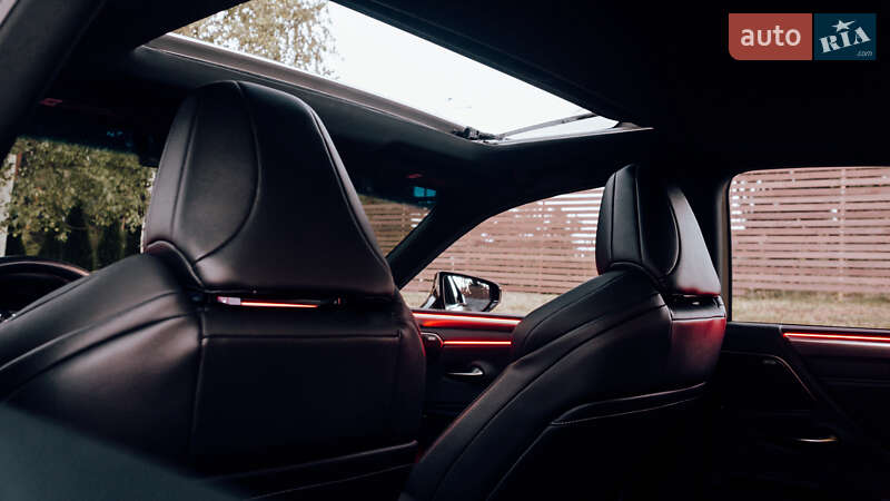 Седан Lexus ES 2019 в Києві