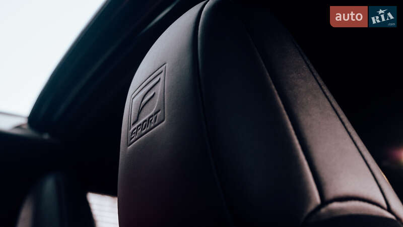 Седан Lexus ES 2019 в Києві